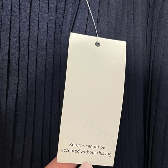 NWT Medium Tobi Kiss Me Hello Babydoll Navy Pleated Mini Dress - Picture 10 of 12